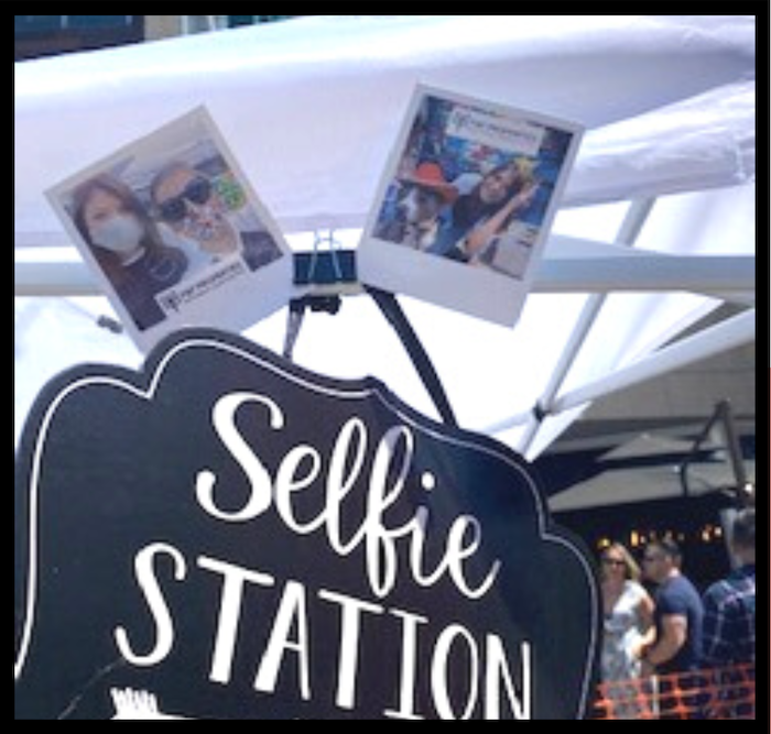 selfie station